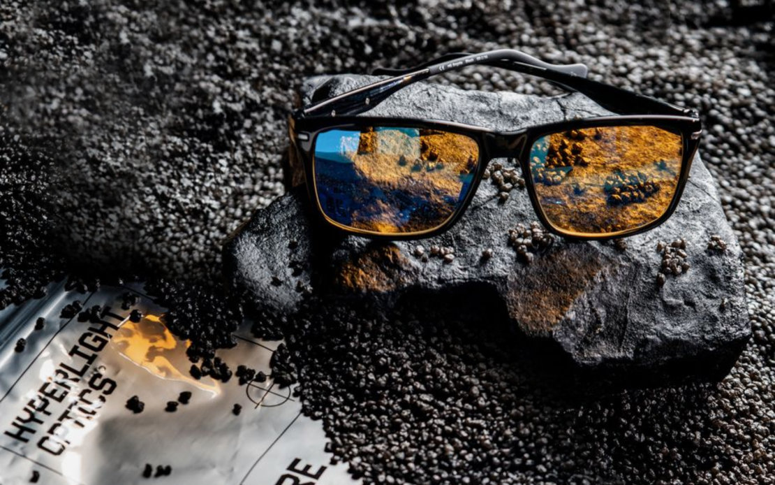 Revolution_in_optics_02_1110